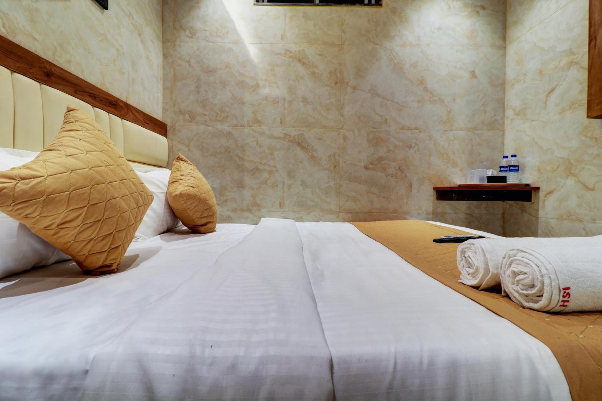 Hotel Omega مومباي المظهر الخارجي الصورة